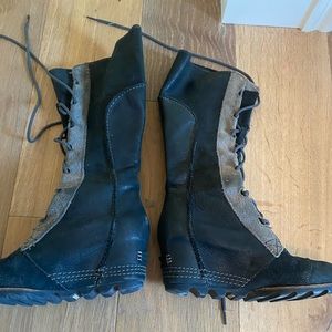 Sorel lace up wedge boots